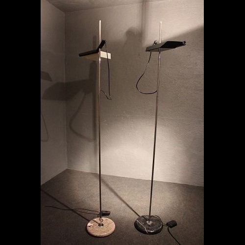 Lampadaires des années 70, signés par la maison « GUZZINI »