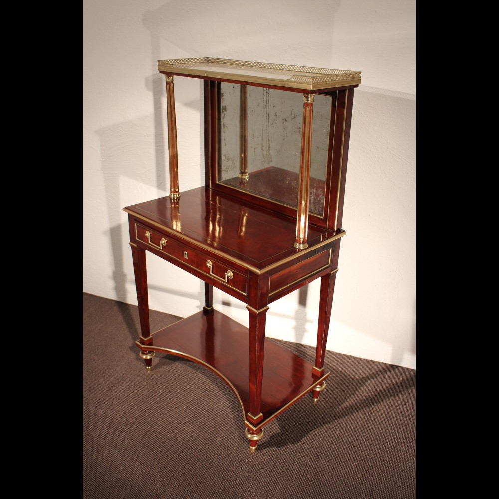 Bureau Louis XVI