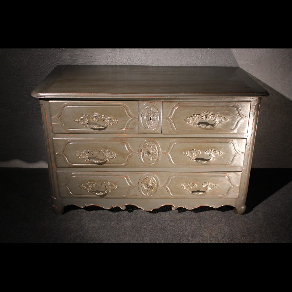 Commode peinte 18 éme siècle