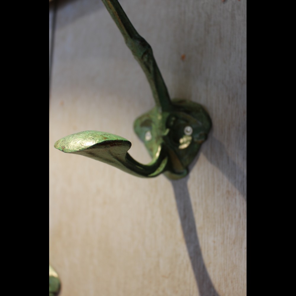 patere-art-nouveau-de-hector-guimard-1.jpg