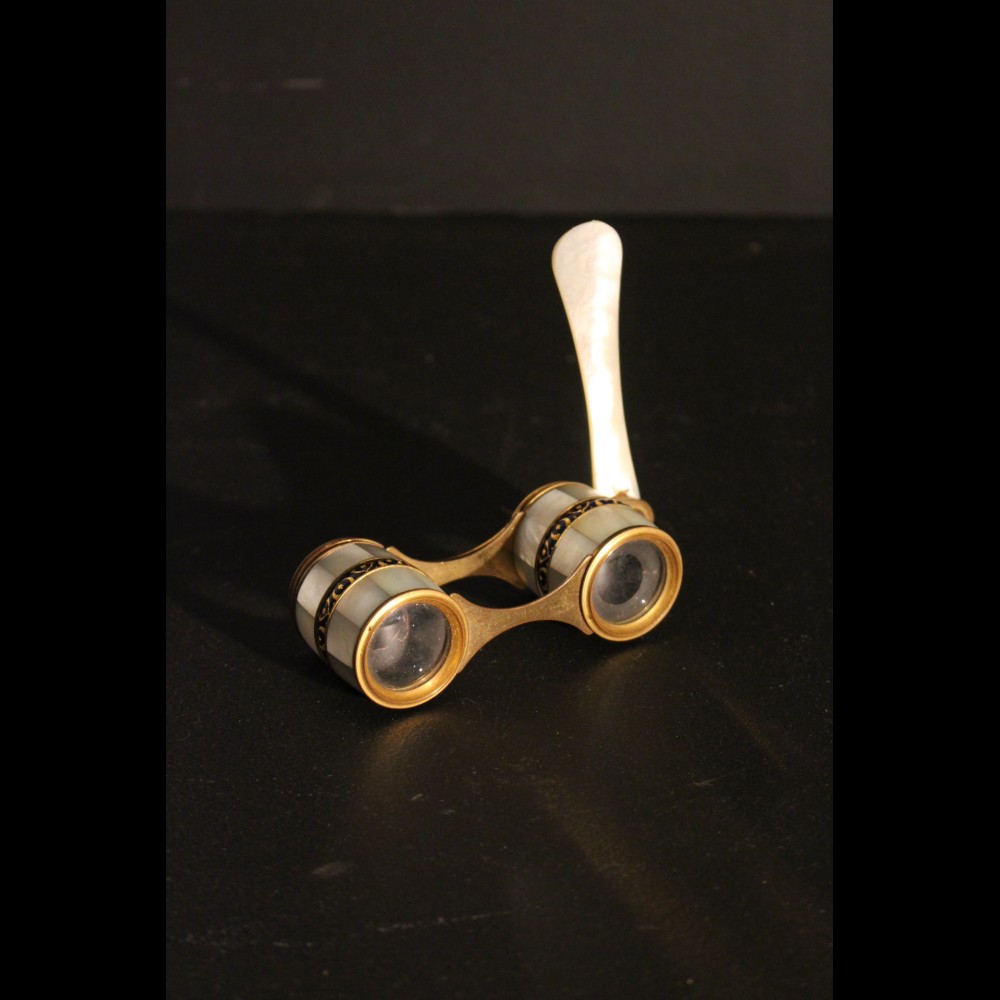 Paire de jumelles de théâtre