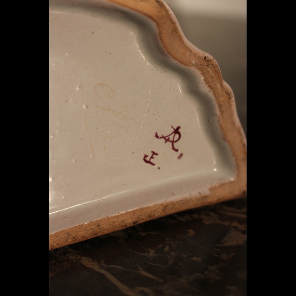 pique-fleurs-en-faience-7.jpg