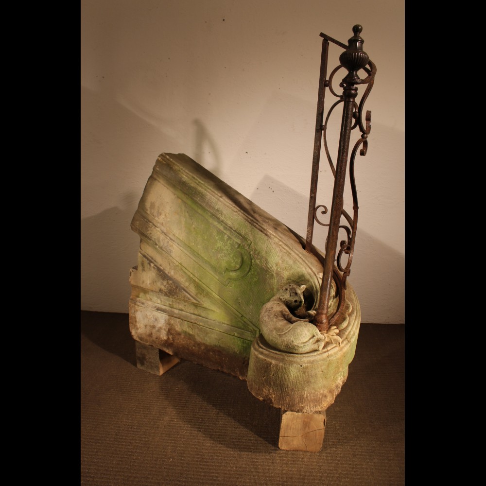 Départ d'escalier 18e siècle