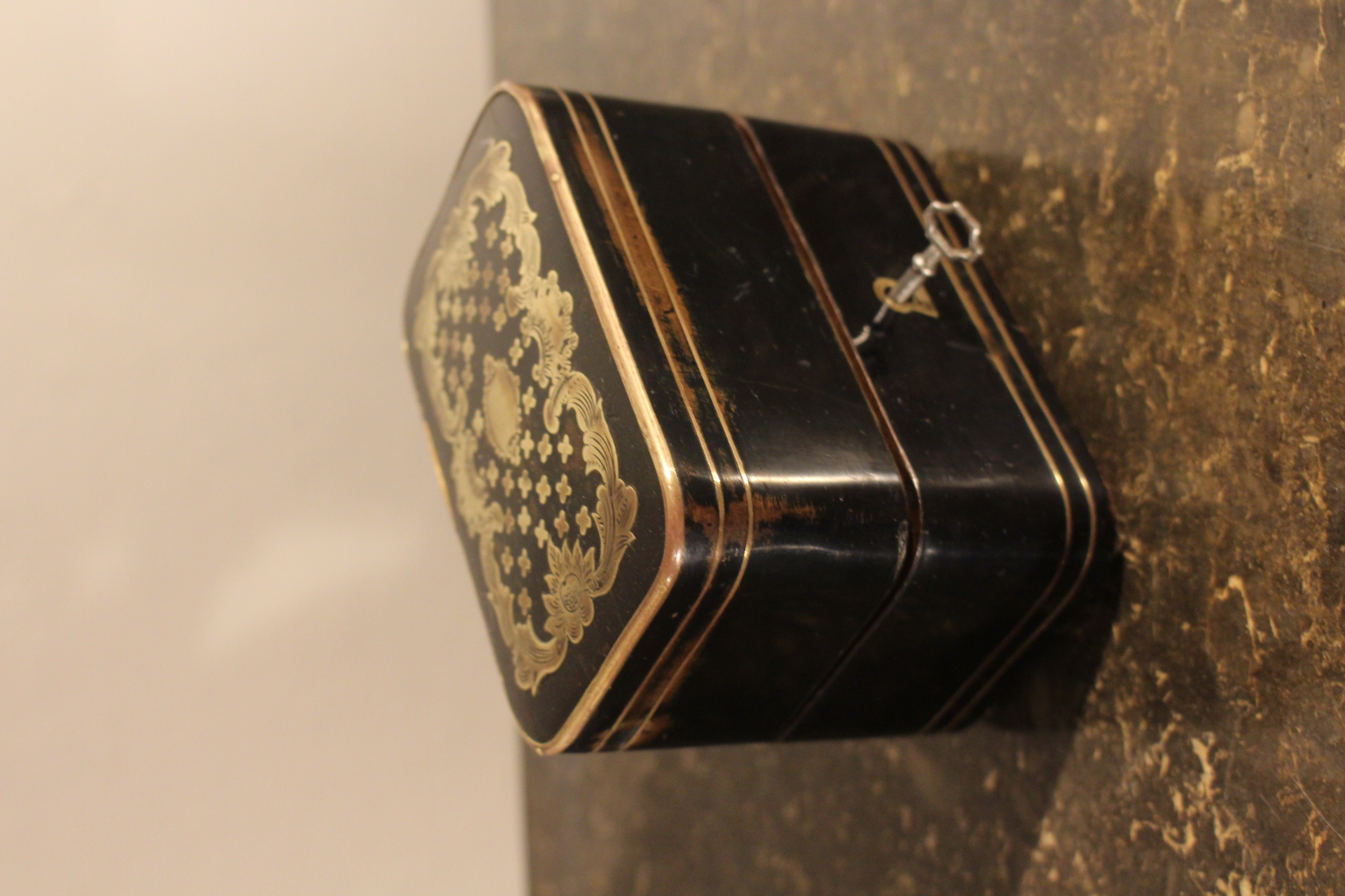 Boîte à parfum musicale