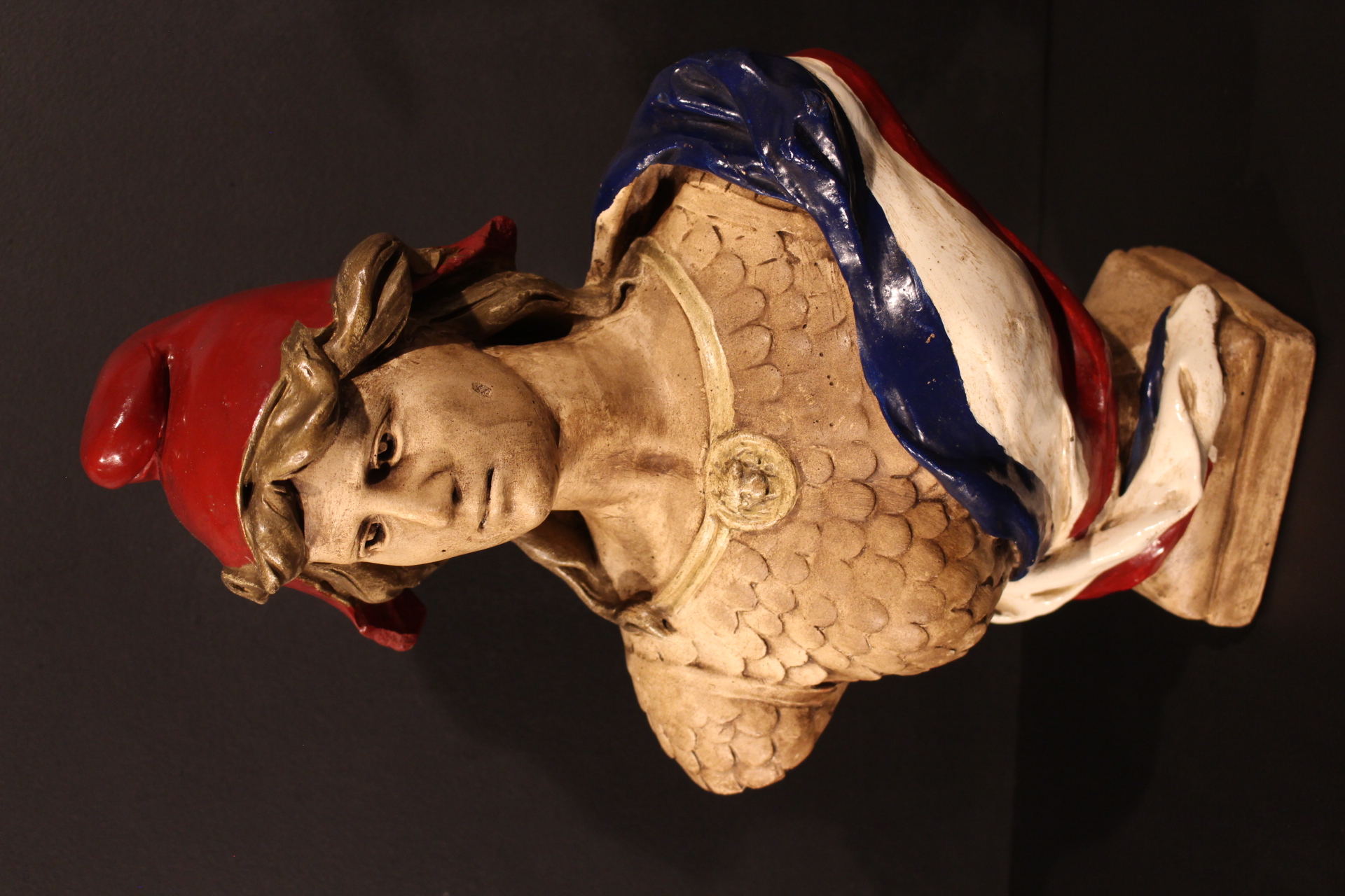  Marianne en plâtre et émail