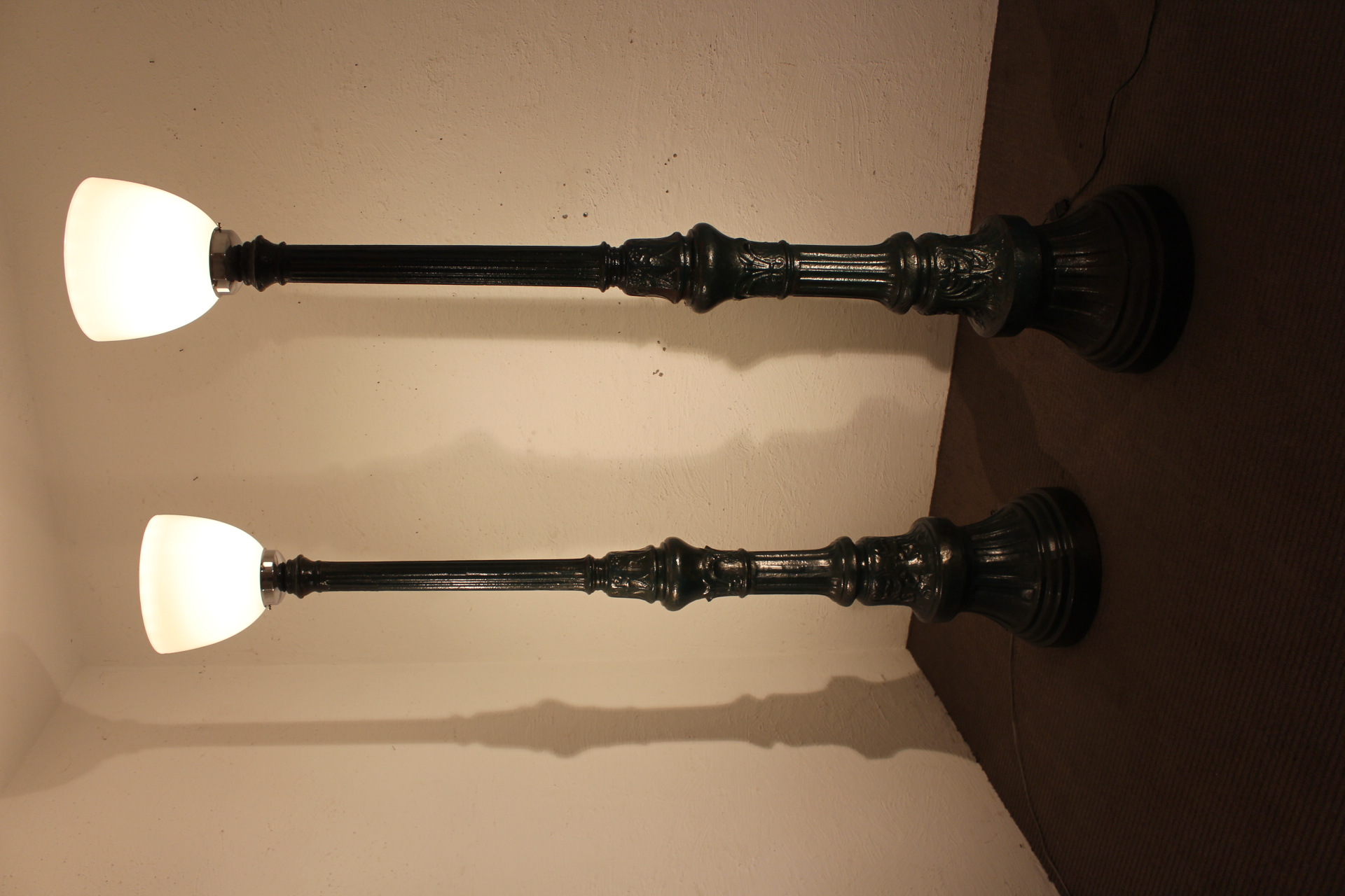 Paire de lampadaire de rue